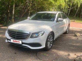 2017 Mercedes-Benz E-Класс 220 d V (W213, S213, C238), белый, 4250000 рублей, вид 1