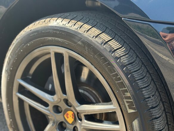 2020 Porsche Macan I Рестайлинг, синий, 4250000 рублей - вид 10