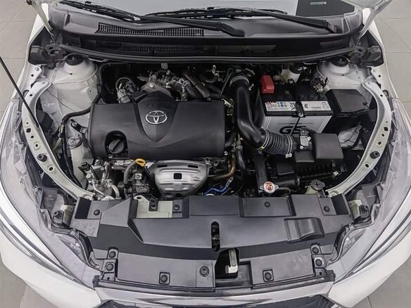 2022 Toyota Yaris L X XP150 Рестайлинг, белый, 1050202 рублей - вид 11