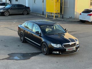 2011 Skoda Superb DSG II, чёрный, 750000 рублей, вид 3