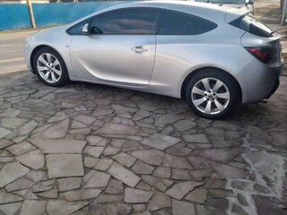 2012 Opel Astra GTC J Рестайлинг, серебристый, 950000 рублей, вид 5