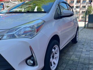 2018 Toyota Vitz III (XP130) Рестайлинг 2, белый, 1000000 рублей, вид 5
