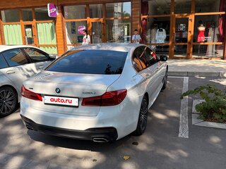 2019 BMW 5 серии 530d xDrive VII (G30/G31/G38), белый, 4200000 рублей, вид 4