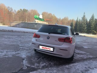 2017 BMW 1 серии 118i II (F20/F21) Рестайлинг, белый, 1600000 рублей, вид 5