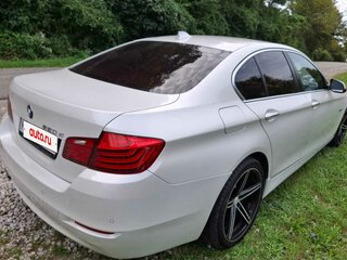 2014 BMW 5 серии 520d VI (F10/F11/F07) Рестайлинг, белый, 1800000 рублей, вид 4