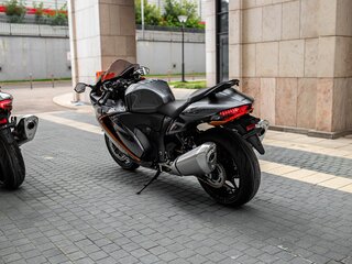 2026 Suzuki GSX 1300 R Hayabusa, серый, 2350000 рублей, вид 5