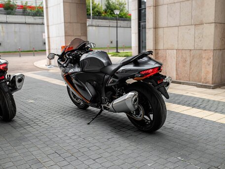2026 Suzuki GSX 1300 R Hayabusa, серый, 2350000 рублей, вид 5