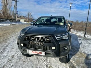 2021 Toyota Hilux VIII Рестайлинг 2, коричневый, 4800000 рублей, вид 1
