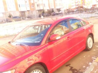 2011 Volvo S40 II Рестайлинг, красный, 850000 рублей, вид 4