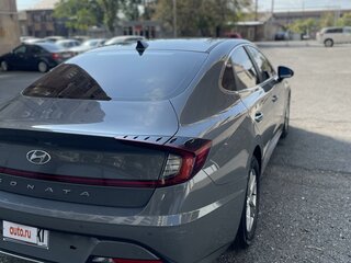 2020 Hyundai Sonata VIII (DN8), серый, 2800000 рублей, вид 5