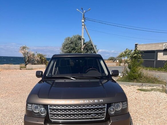 2011 Land Rover Range Rover III Рестайлинг 2, золотистый, 2700000 рублей - вид 1