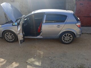 2005 Opel Astra H, серый, 580000 рублей, вид 2