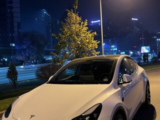 2021 Tesla Model Y Performance I, белый, 3700000 рублей, вид 1
