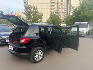 2011 Volkswagen Tiguan I, чёрный, 1200000 рублей, вид 5