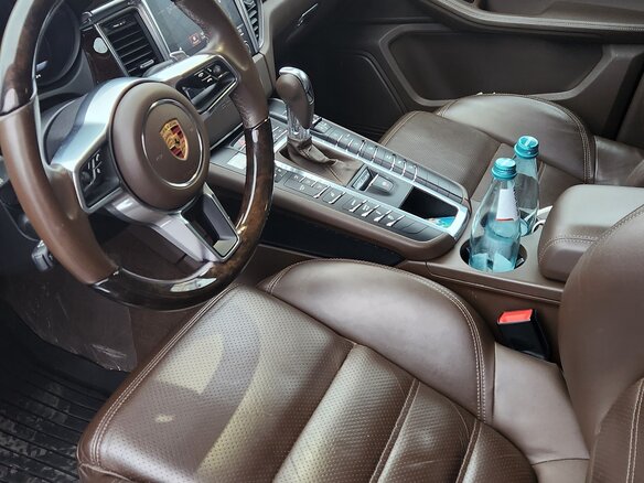 2016 Porsche Macan Turbo I, чёрный, 4800000 рублей - вид 9