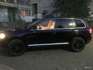 2005 Volkswagen Touareg I, чёрный, 659000 рублей, вид 4