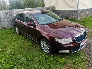 2011 Skoda Superb DSG II, красный, 760000 рублей, вид 2