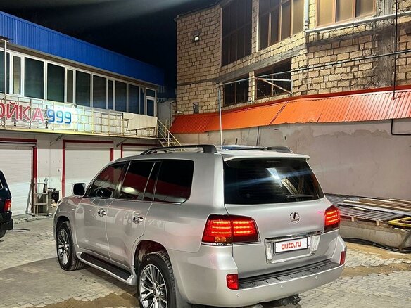 2008 Lexus LX 570 III, серебристый, 2950000 рублей - вид 7