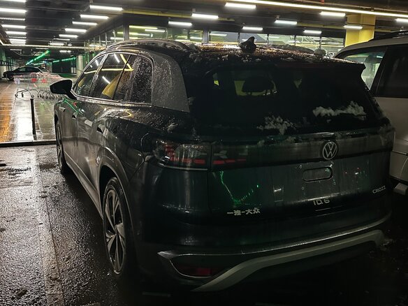 2022 Volkswagen ID.6 Crozz, синий, 3800000 рублей - вид 5
