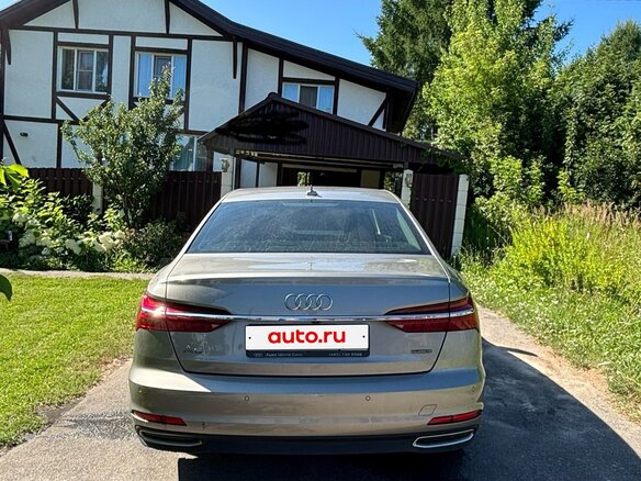 2021 Audi A6 45 TFSI V (C8), коричневый, 3900000 рублей - вид 4