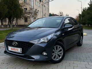 2022 Hyundai Solaris II Рестайлинг, белый, 1430000 рублей, вид 4