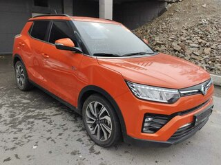 2020 SsangYong Tivoli I Рестайлинг, красный, 2500000 рублей, вид 1