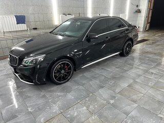 2015 Mercedes-Benz E-Класс 200 IV (W212, S212, C207) Рестайлинг, чёрный, 1780000 рублей, вид 1