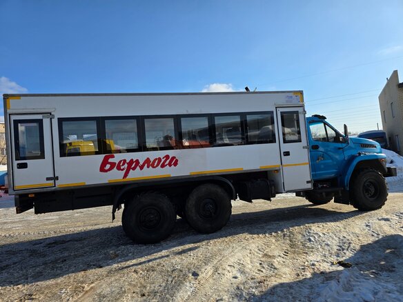 2018 Урал 3255, синий, 3600000 рублей - вид 5