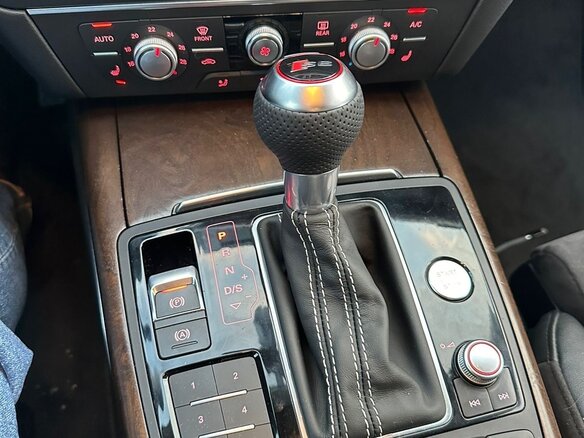 2013 Audi A6 IV (C7), синий, 2650000 рублей - вид 23