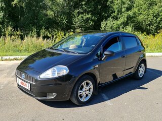 2008 Fiat Punto III Grande Punto, чёрный, 400000 рублей, вид 1