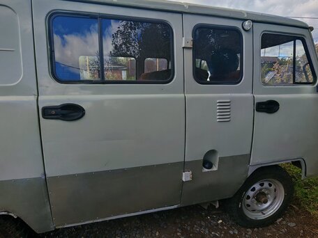 2005 УАЗ 3909, серебристый, 350000 рублей, вид 2