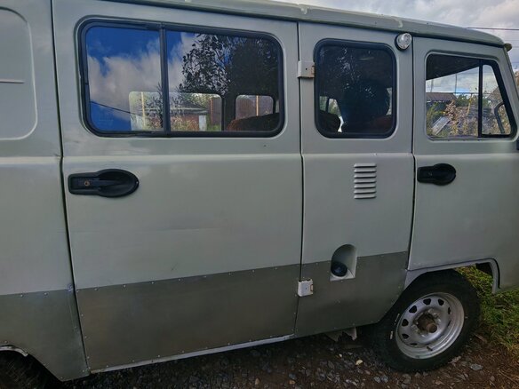 2005 УАЗ 3909, серебристый, 350000 рублей - вид 1