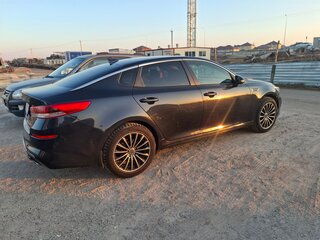 2019 Kia Optima IV Рестайлинг, синий, 1550000 рублей, вид 2