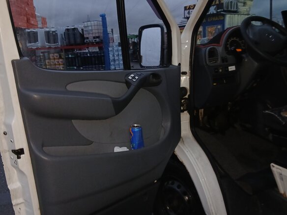 2005 Mercedes-Benz Sprinter, белый, 540000 рублей - вид 3