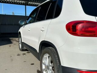 2012 Volkswagen Tiguan I Рестайлинг, белый, 1750000 рублей, вид 4