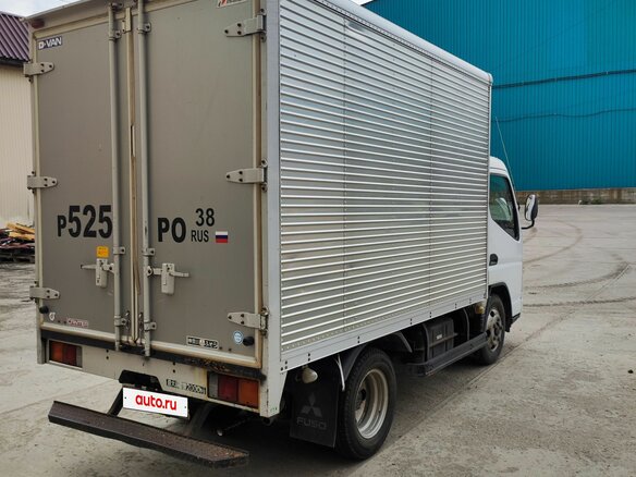2004 Fuso (Mitsubishi) Canter, белый, 1900000 рублей - вид 6
