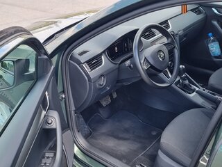 2019 Skoda Octavia III (A7) Рестайлинг, зелёный, 2450000 рублей, вид 5