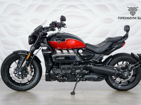 2025 Triumph Rocket 3, чёрный, 2877000 рублей - вид 1