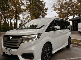2021 Honda Stepwgn Spada V Рестайлинг, белый, 2850000 рублей, вид 1