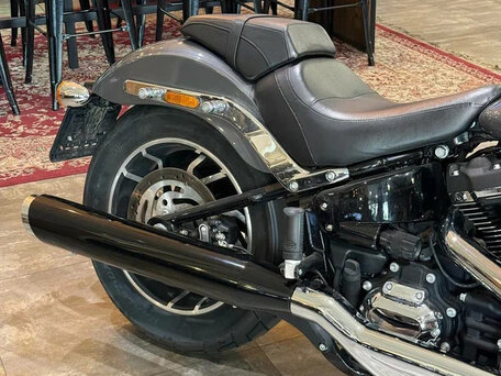 2021 Harley-Davidson Sport Glide, серый, 1900000 рублей, вид 5