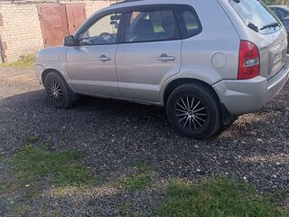 2008 Hyundai Tucson I, серебристый, 850000 рублей, вид 3