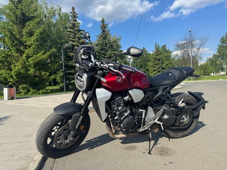 2020 Honda CB 1000R, красный, 999999 рублей, вид 5