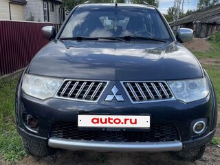 2011 Mitsubishi Pajero Sport II, серый, 1450000 рублей, вид 1