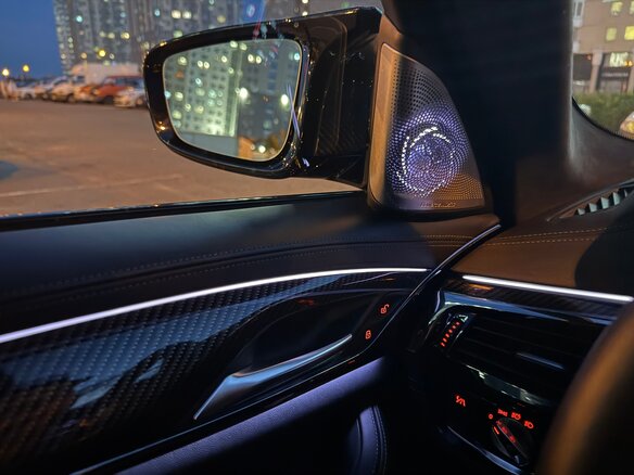 2019 BMW M5 VI (F90), чёрный, 6299999 рублей - вид 34