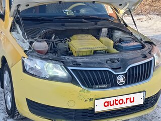2018 Skoda Rapid I Рестайлинг, жёлтый, 1000000 рублей, вид 3