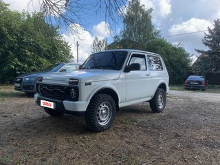 2012 Lada (ВАЗ) 2121 (4x4) I Рестайлинг, белый, 450000 рублей, вид 1