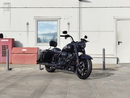 2023 Harley-Davidson Road King Special, чёрный, 2399000 рублей, вид 2