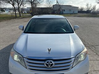 2011 Toyota Avalon III Рестайлинг 2, белый, 2100000 рублей, вид 1