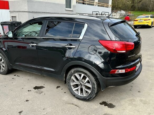 2015 Kia Sportage III Рестайлинг, чёрный, 1800000 рублей - вид 11