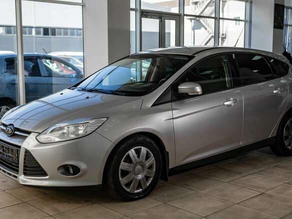 2012 Ford Focus III, серебристый, 800000 рублей - вид 3
